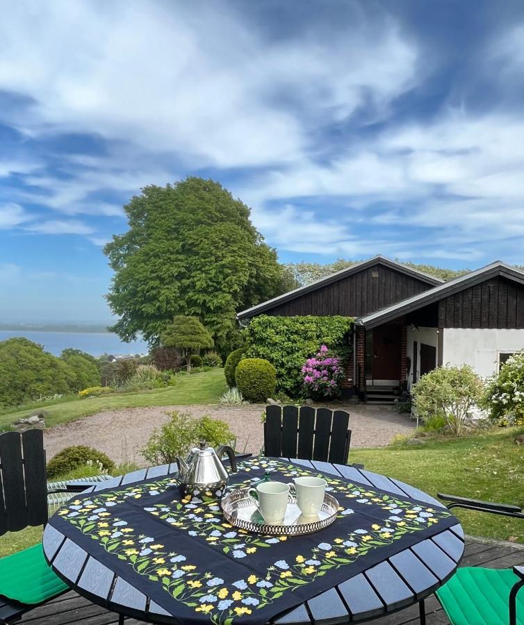 Villa Med Fantastisk Utsikt Bastad Exterior photo